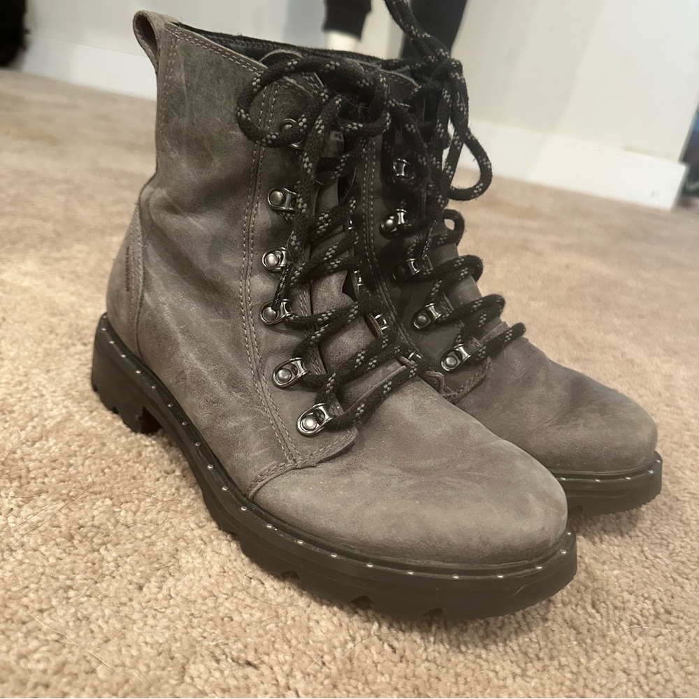Sorel Lennox Waterproof Lace-Up Combat Boots – Size 8